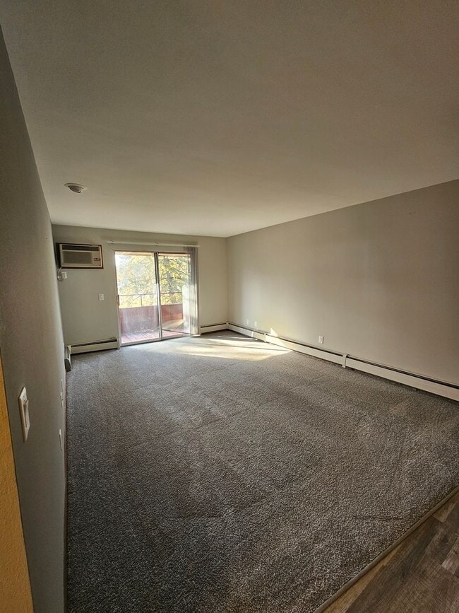 Interior Photo - Riverwood Apartments