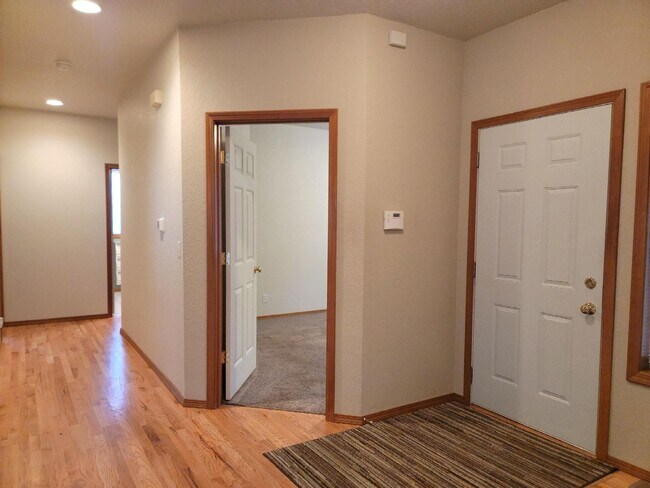 Foto del edificio - 3 Bedroom Home in McCormick Woods