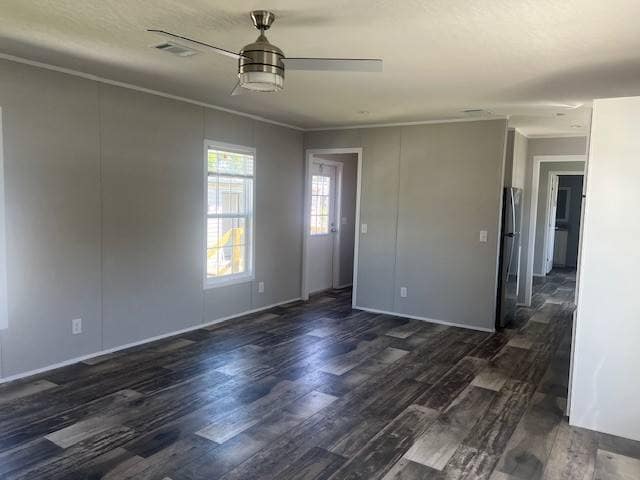 Foto del edificio - 1800 E Graves Ave