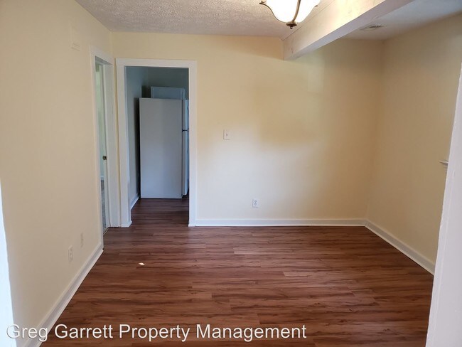 Building Photo - 2 br, 1 bath House - 303 Settlers Landing