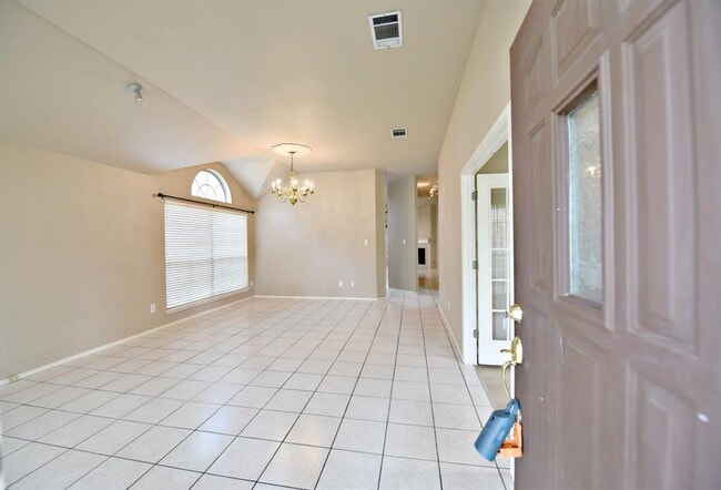 Foto del edificio - 3924 Newland Dr