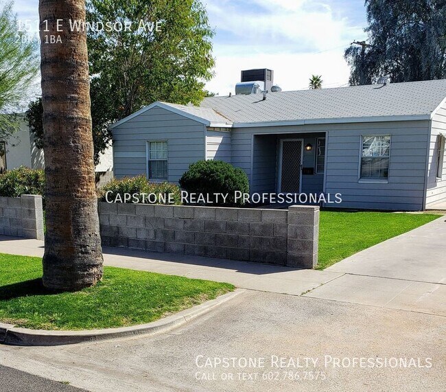 Building Photo - Spacious 2-Bedroom Home with Vintage Charm...