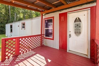 Building Photo - 13173 S Lee Shore Dr