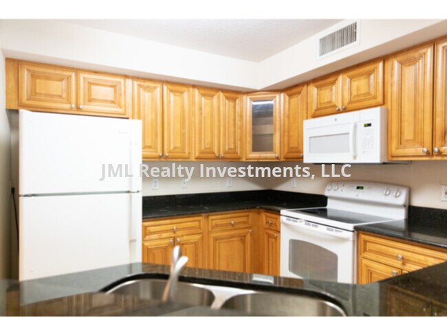 Foto del edificio - 2 bedroom 2nd story Condo in the Gate Bona Vista Community of Altamonte