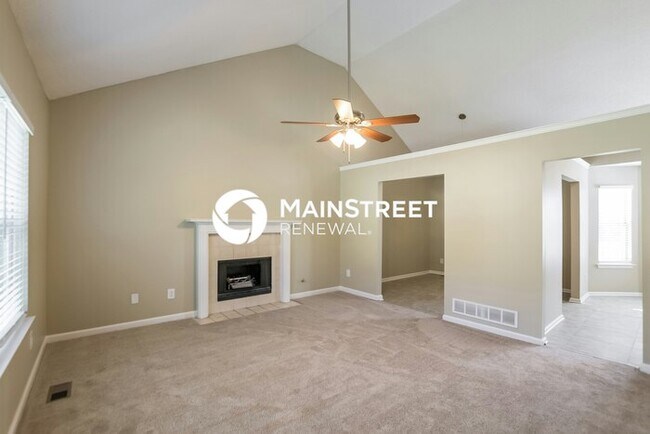 Building Photo - 7370 Hunters Ridge Dr