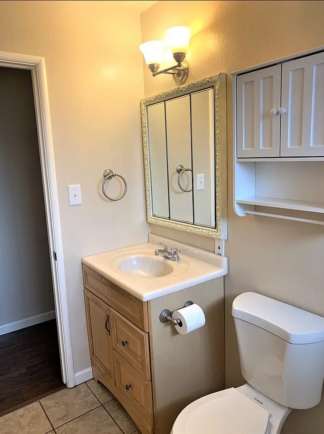 Building Photo - Beautiful 3 Bed/1 Bath Home for Rent in Ro...