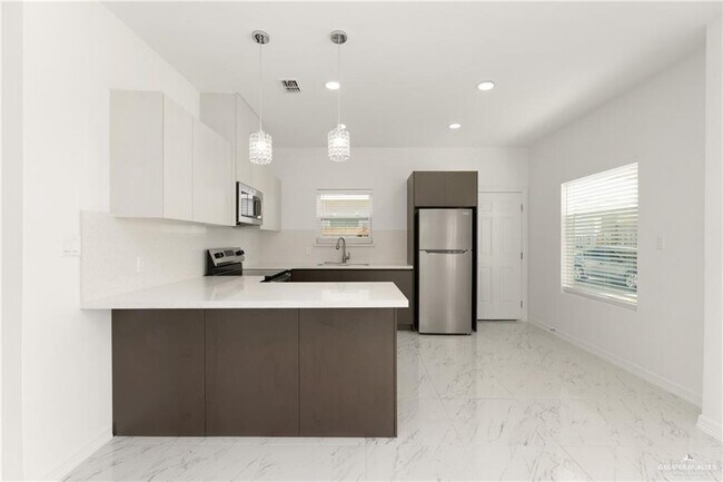 Foto del edificio - 11 Notre Dame Ave