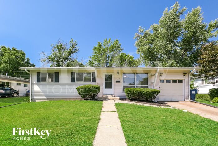 Primary Photo - 580 Moule Drive