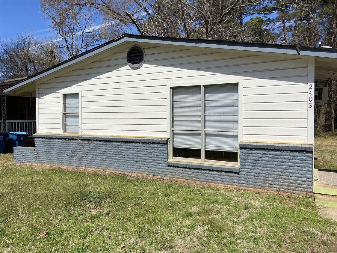 Primary Photo - 2 br, 1 bath House - 2403 Holland St