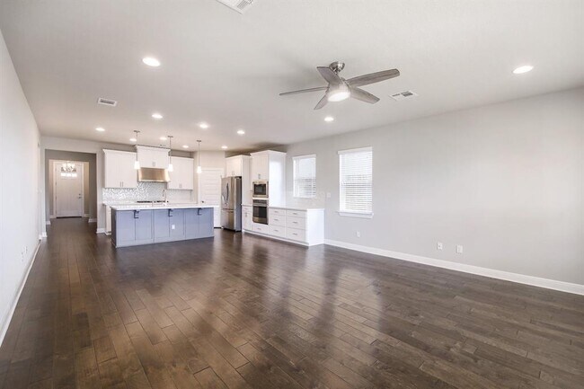 Foto del edificio - 2621 Enza Dr