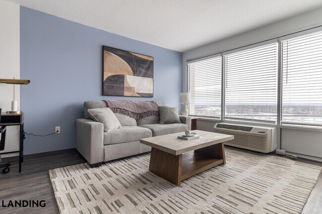 Foto del edificio - 50 Morgan St N