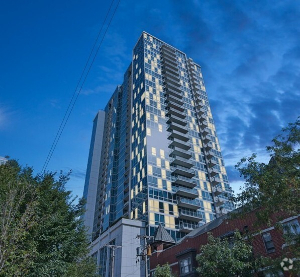 Building Photo - 1629 S Prairie Ave
