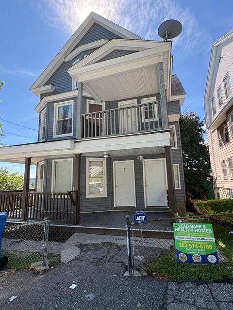 Foto del edificio - 56 Ashley St