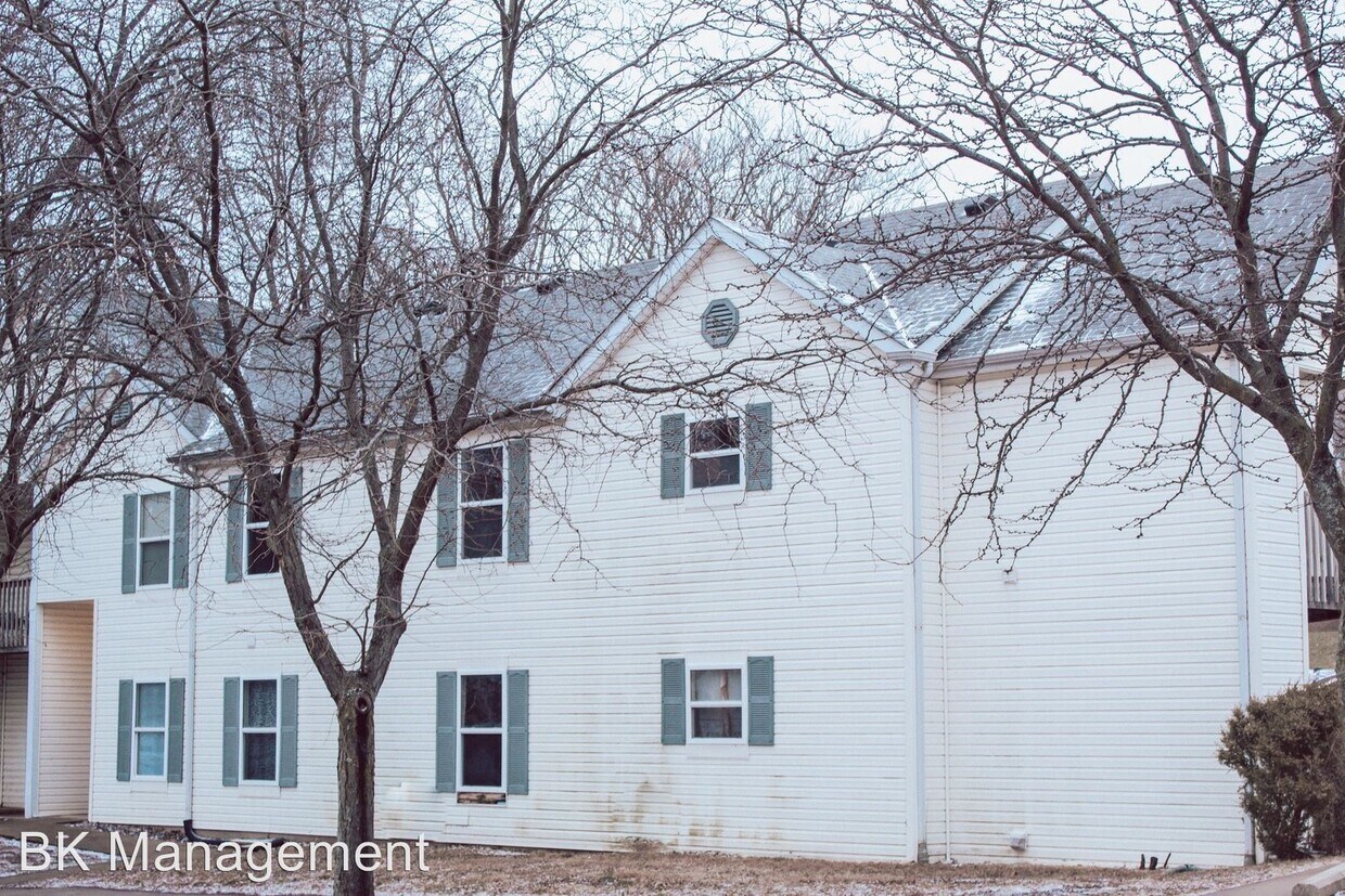 Primary Photo - 549 S 3rd St