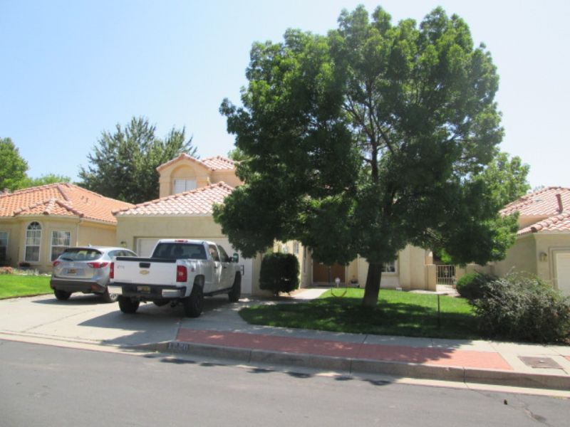 Foto del edificio - 1220 Pinnacle View Dr NE