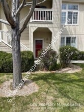 Building Photo - 5146 S Surprise Way