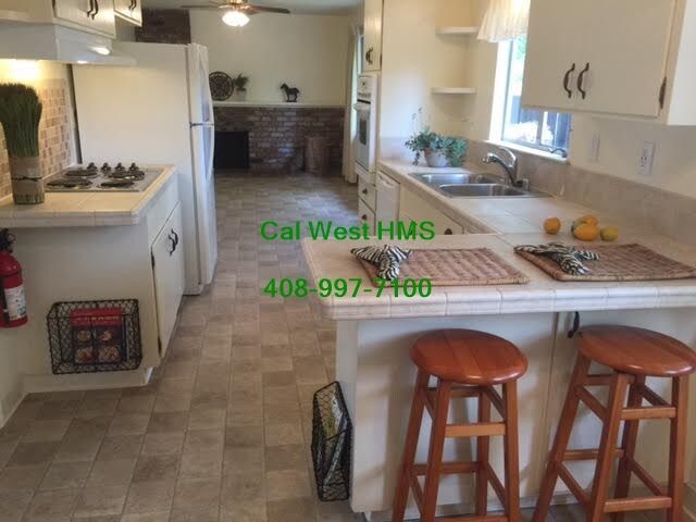 Foto del edificio - 10490 Glenview Ave