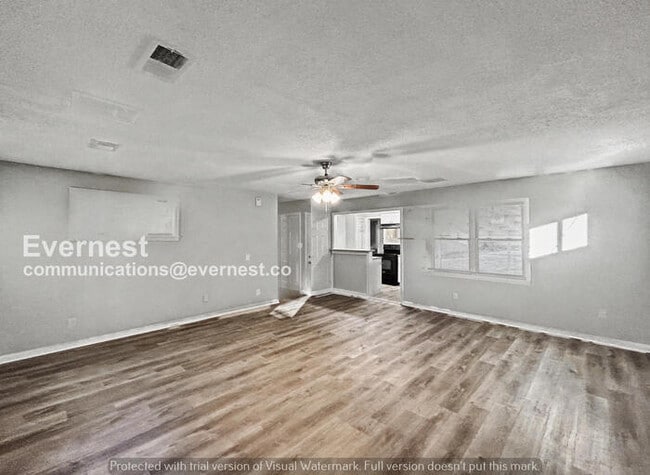 Photo - Limited Time Special Offer! / 3 Bed/2 Bath Home with Fenced Yard / Pet-Friendly