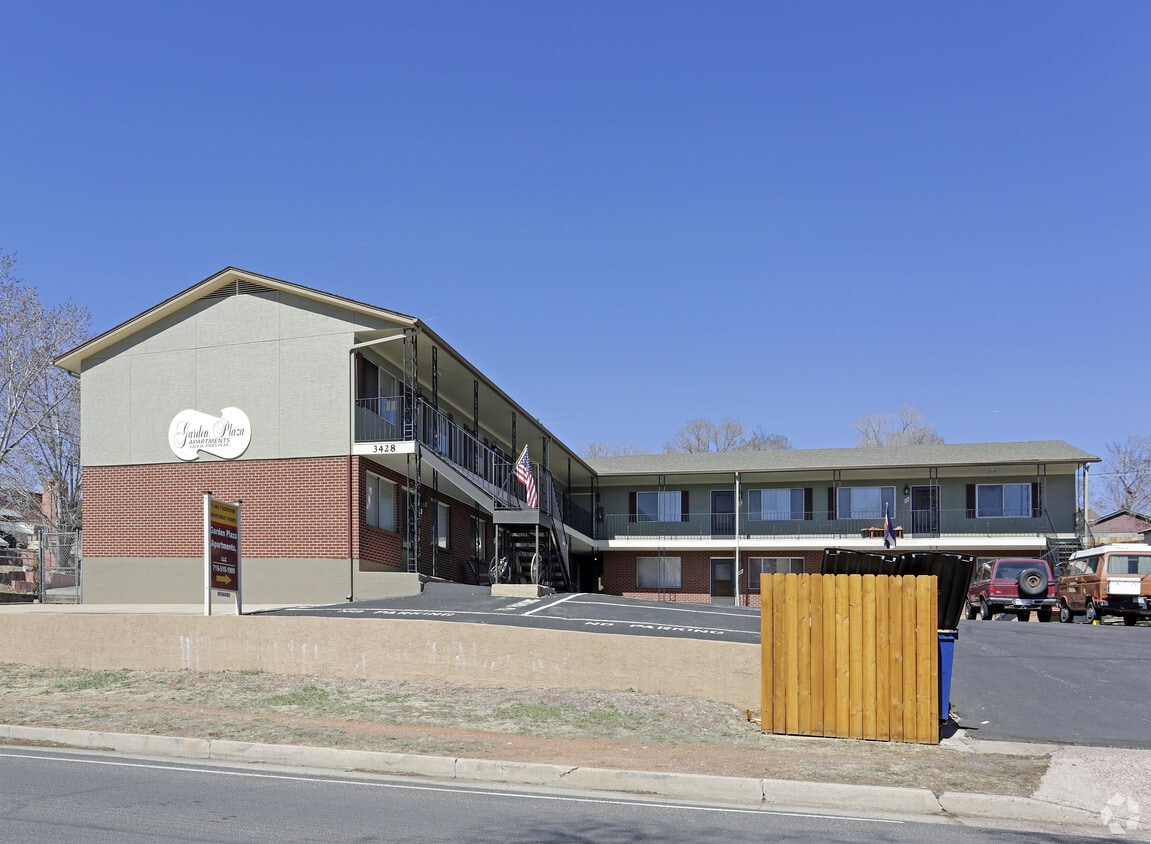 Primary Photo - Garden Plaza Apartments