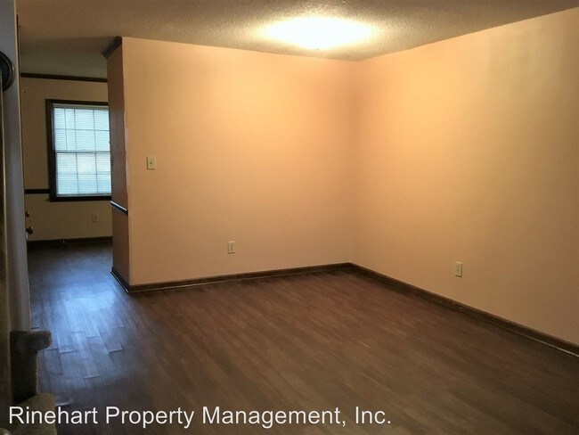 Building Photo - 285 Herlong Ave