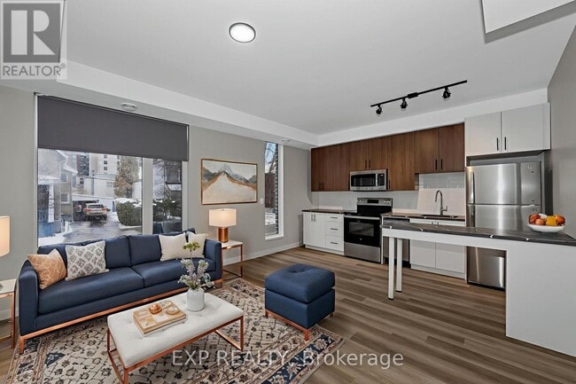 Building Photo - 211 Armstrong St