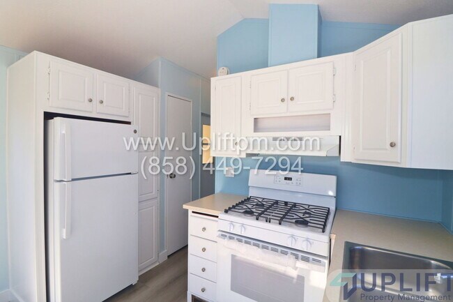 Foto del edificio - 2030 Black Canyon Rd