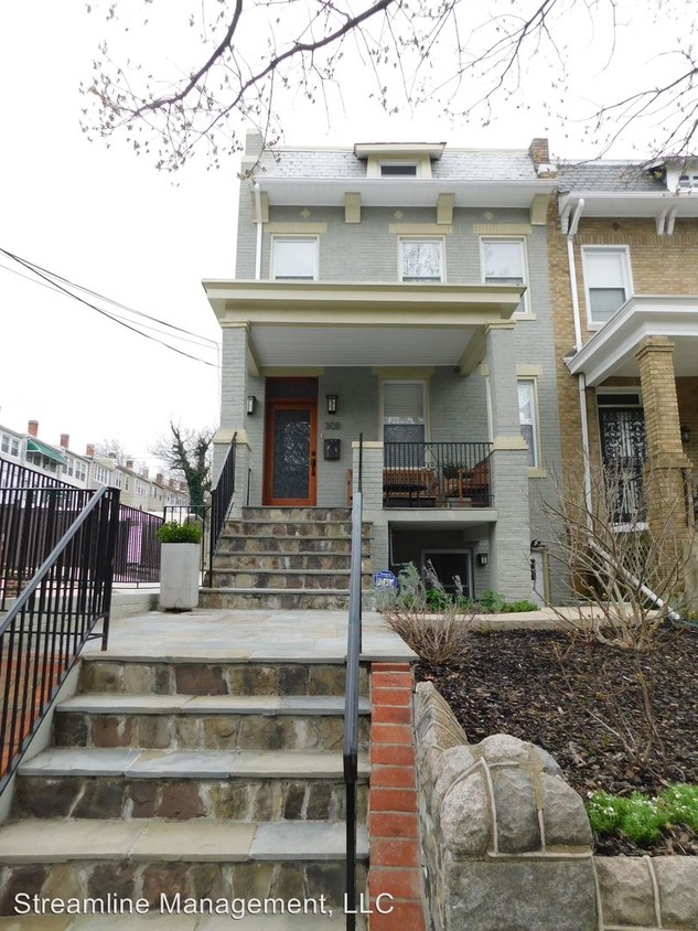 Primary Photo - 308 Webster St NW