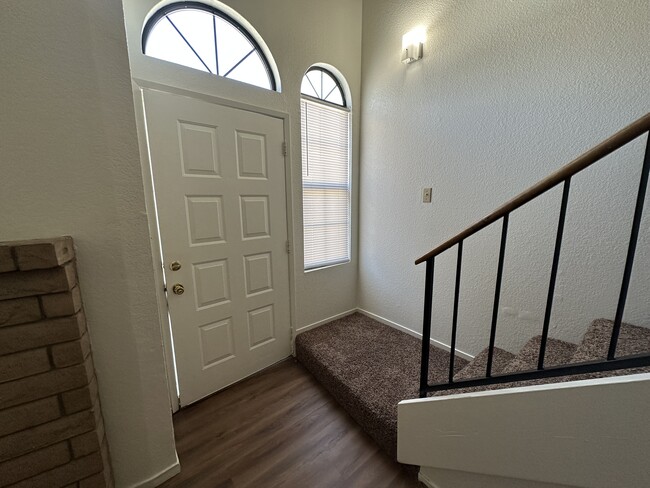Building Photo - 7813 S Laurelglen-D