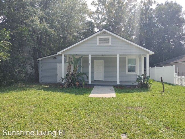 Foto del edificio - 3 br, 2 bath House - 1307 Neva Street