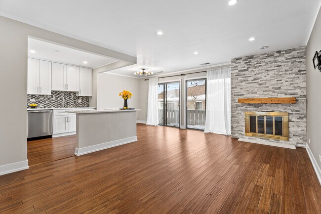 Foto del edificio - 327 Wildberry Ct