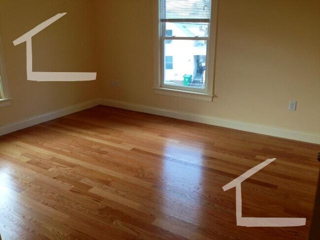 Building Photo - Spacious Newton apartment in a peaceful ne...