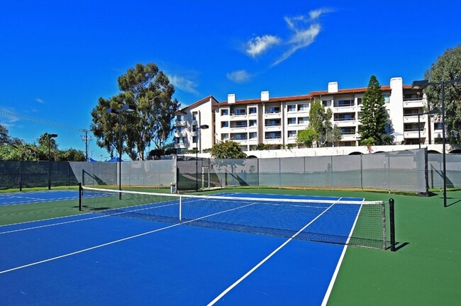 Foto del edificio - Welcome to our stunning 1-bedroom, 1.5-bat...