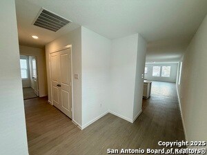 Foto del edificio - 289 Tahoe Ave