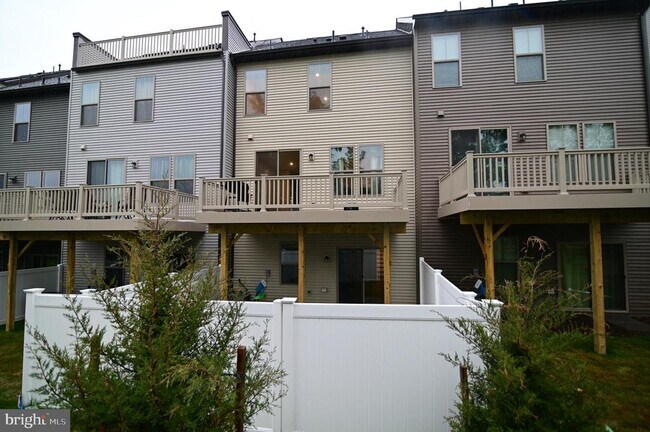 Foto del edificio - 6923 Gladebrook Rd