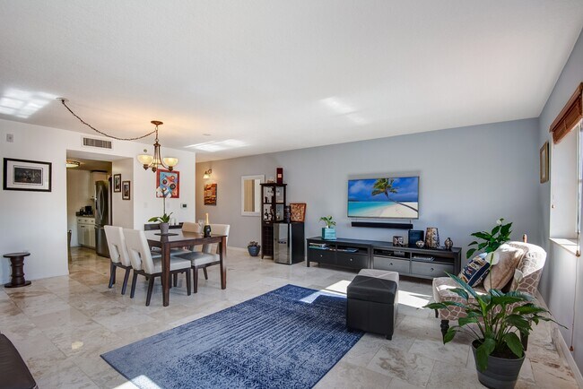 Building Photo - 227 Michigan Ave