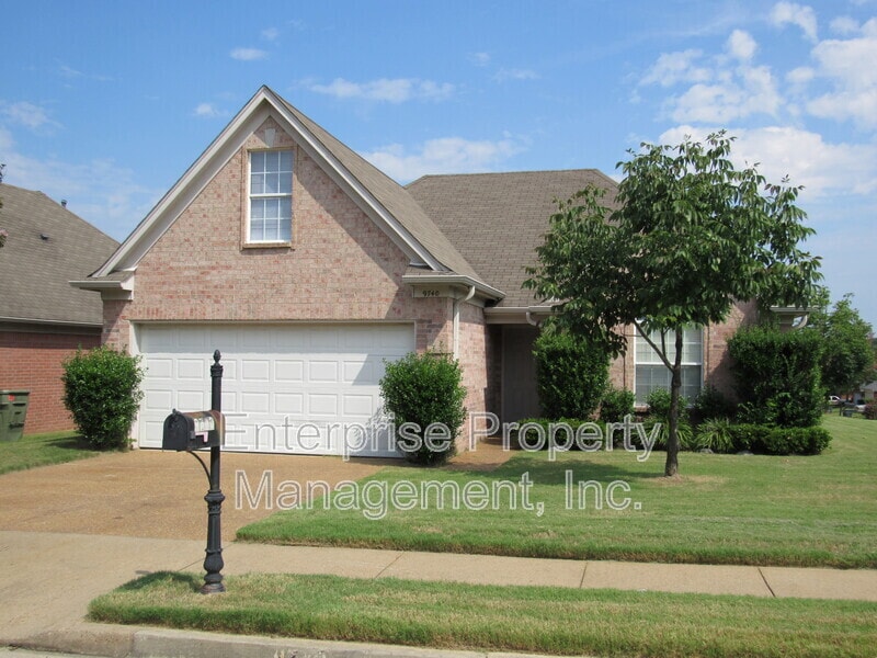 Photo - 9740 Riggin Dr