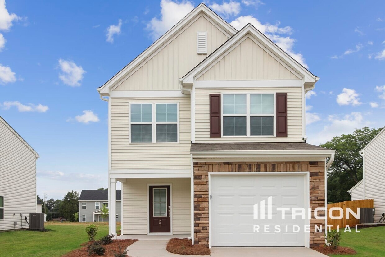 Foto principal - 1261 Paramount Dr