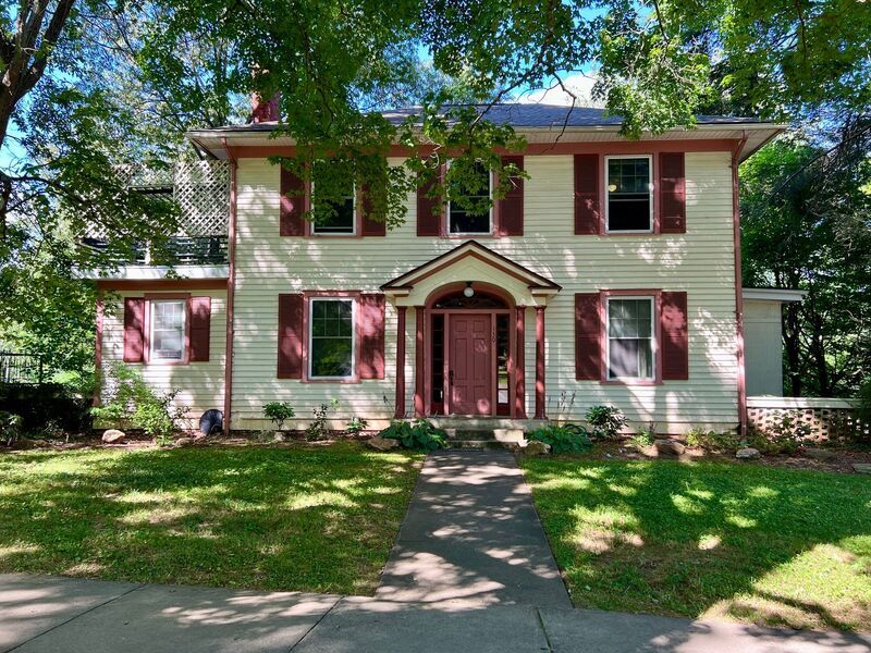 130 Edwin Pl Unit Apt 3, Asheville, NC 28801 Condo for Rent in