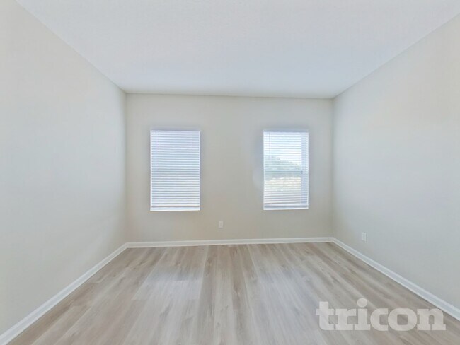 Foto del edificio - 16517 Cherry Landing Dr