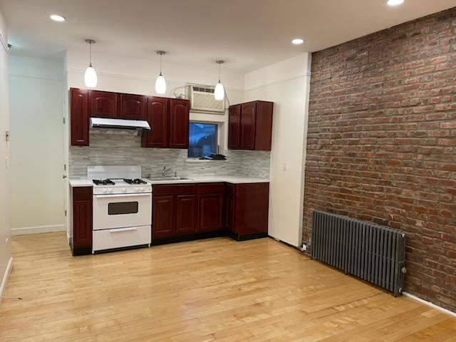 Primary Photo - 1539 Bay Ridge Pkwy