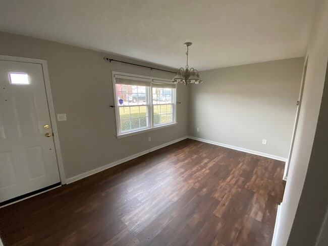 Dining Room - 1348 Herr Ln