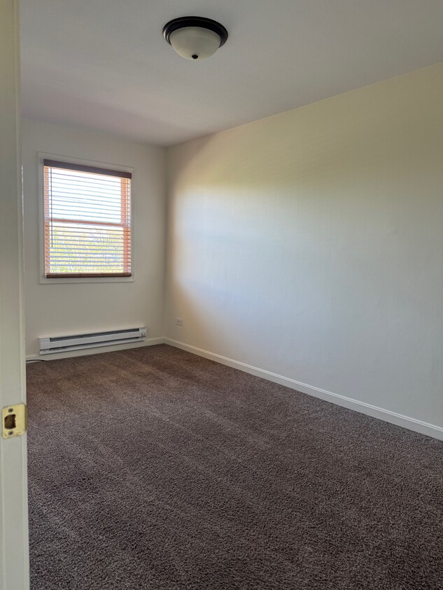 Building Photo - 171 N West Ave