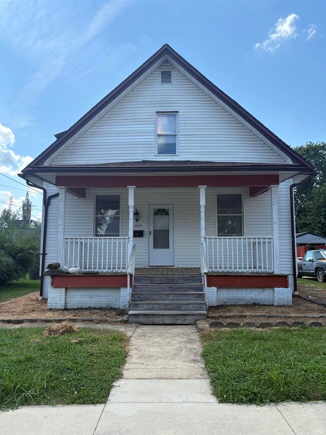 Building Photo - 1305 Mill St