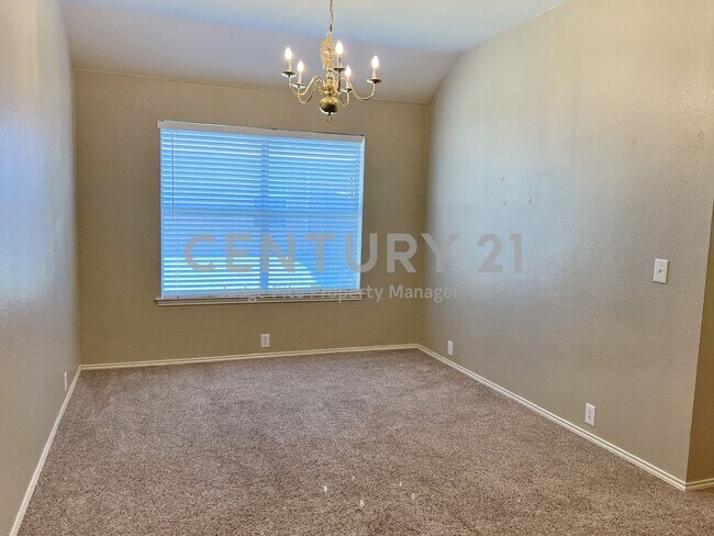 Foto del edificio - Desirable 4/2/2 in Denton's Braewood at Oa...