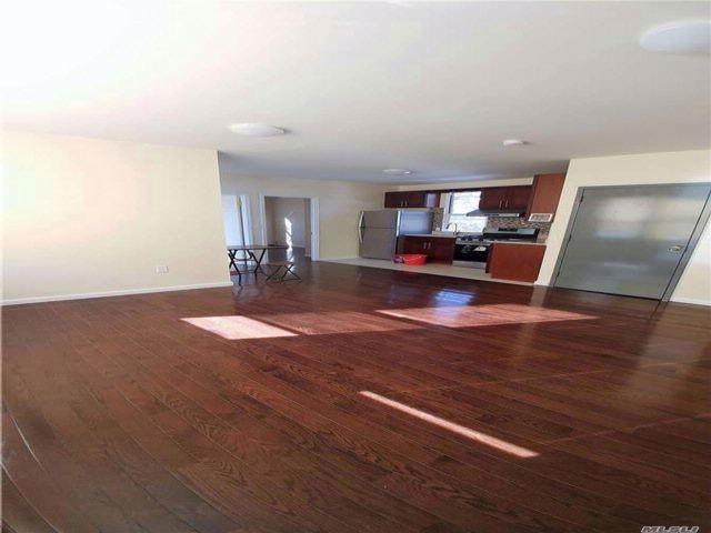 Foto del edificio - 5420 69th St