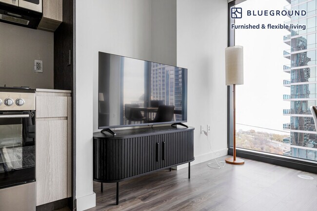 Foto del edificio - 1210 S Indiana Ave