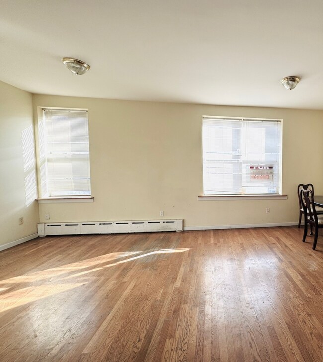 5751 Myrtle Ave Unit 2, Queens, NY 11385 Room for Rent in Queens, NY