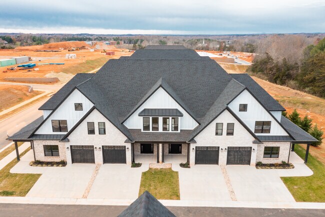 Building Photo - Westyn Village Condos