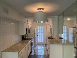 Building Photo - 12888 Montfort Dr
