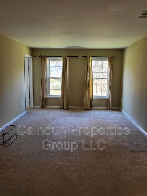 Foto del edificio - 13902 Heatherstone Dr